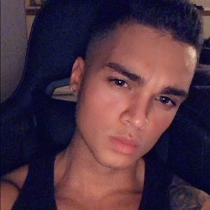 Meet your Posher, Sal